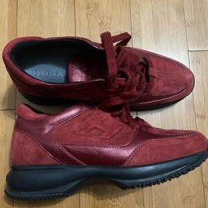 Hogan Suede & Leather Sneakers. Size 37. Garnet.